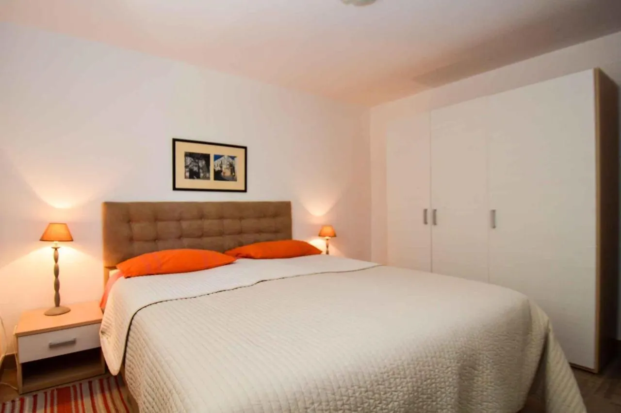 Pula Apartment 5 Pjescana Uvala